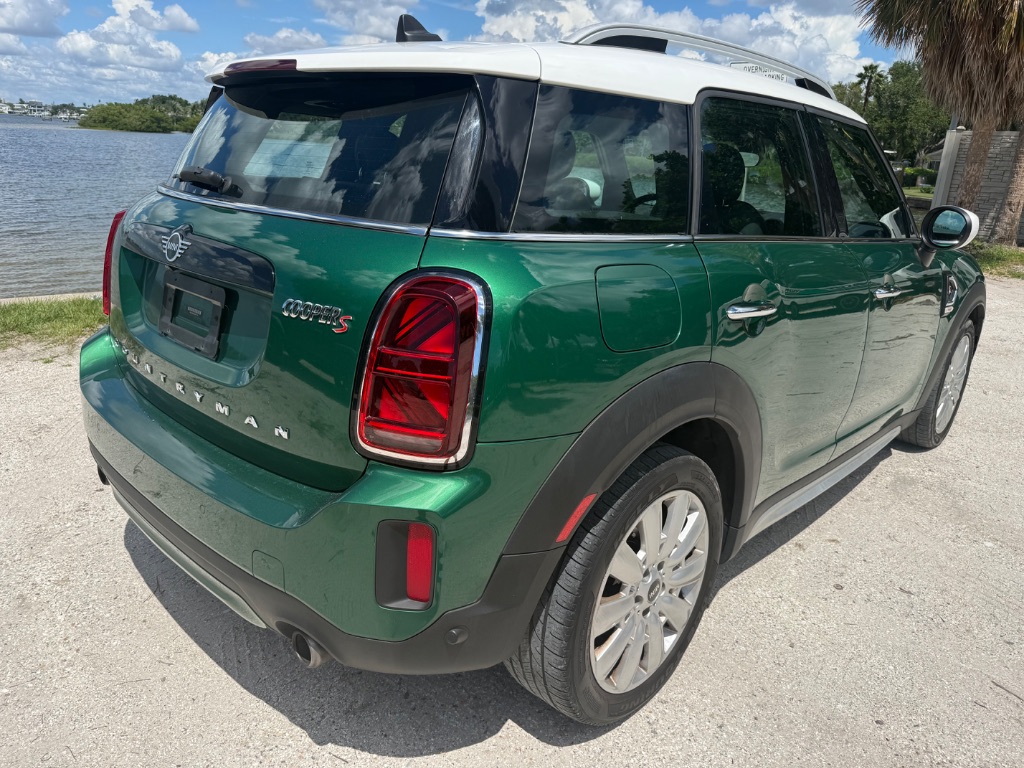 2021 MINI Countryman - $18,950