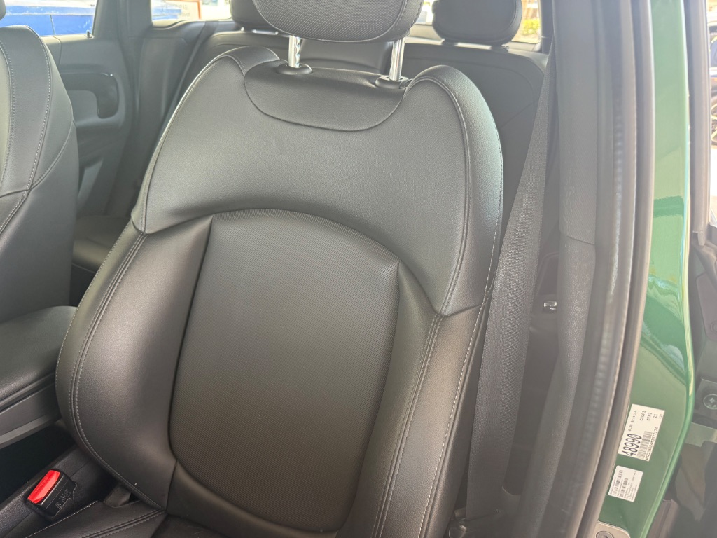 2021 MINI Countryman - $18,950
