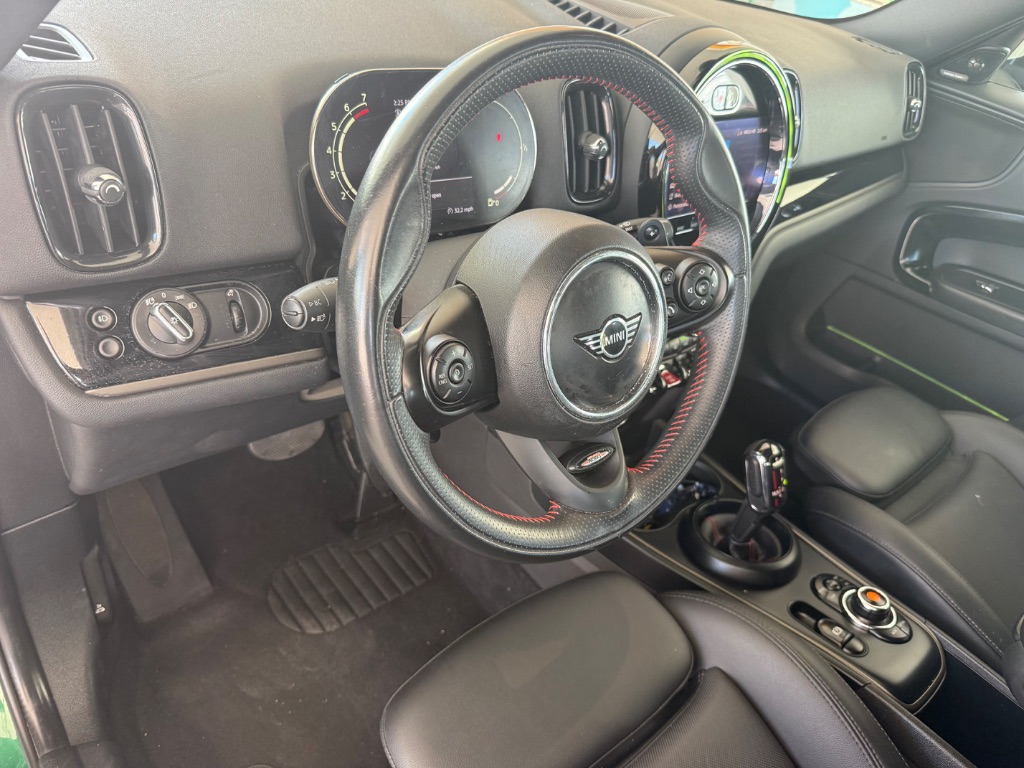 2021 MINI Countryman - $18,950