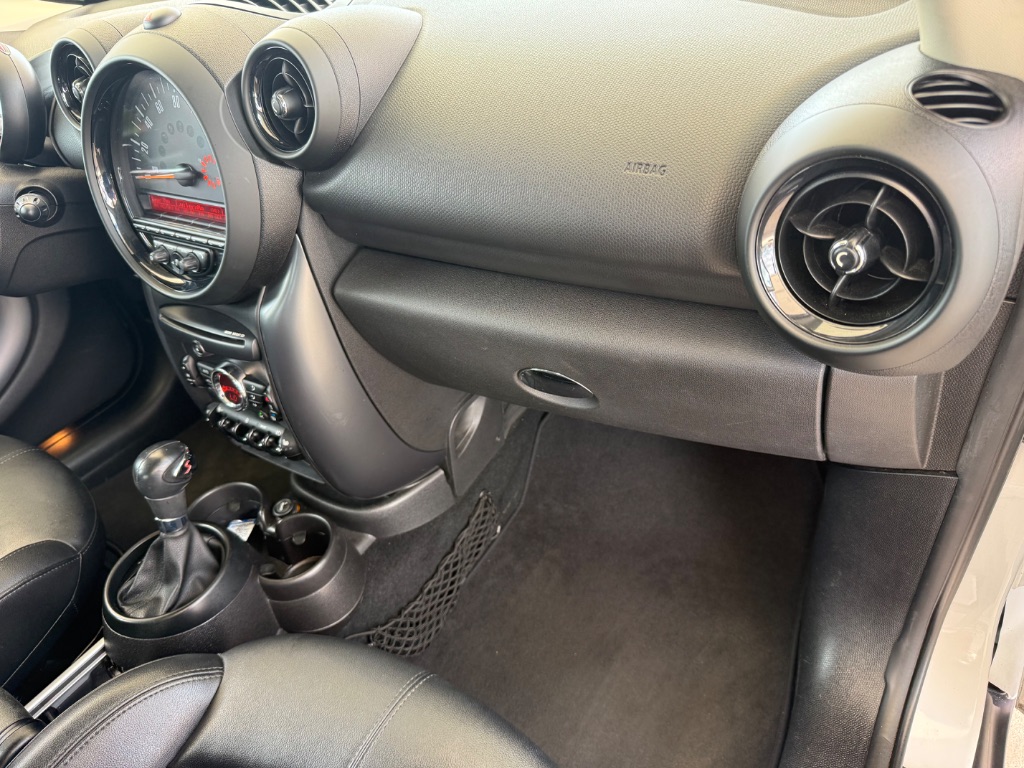 2015 MINI Cooper - $9,950