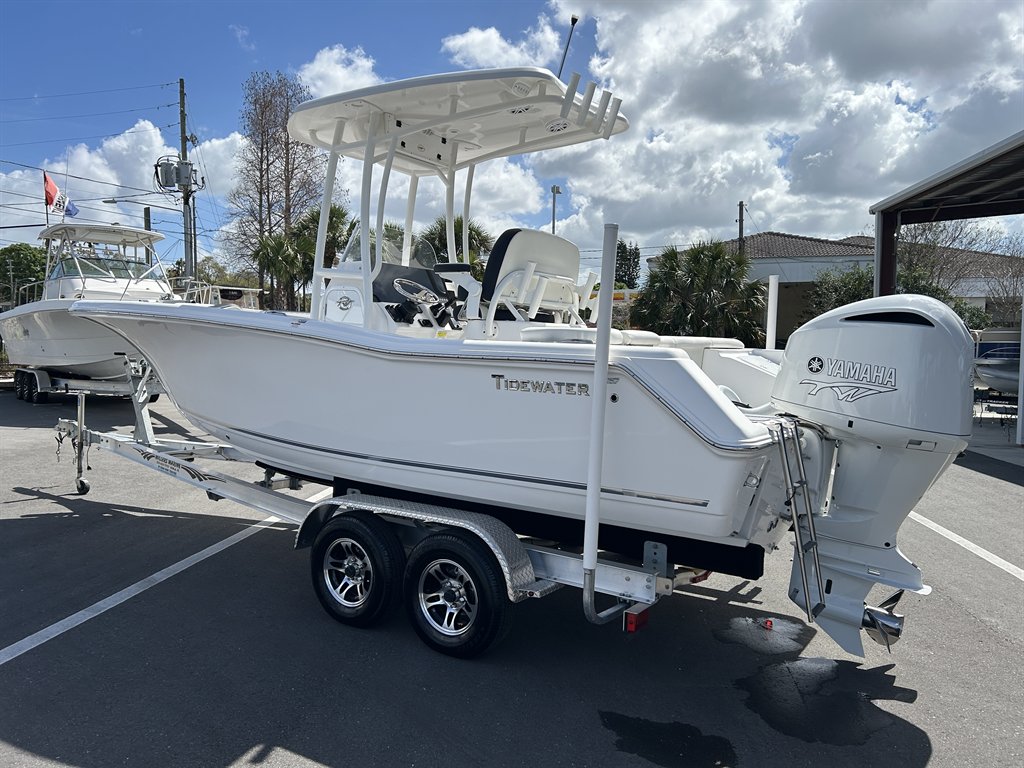 2024 Tidewater 220 LXF - $79,900