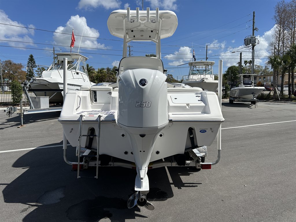 2024 Tidewater 220 LXF - $79,900