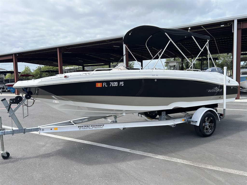 2015 Nauticstar 203sc - $25,900