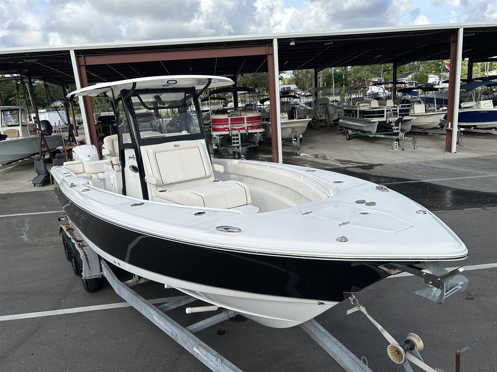 2022 SEA Hunt 30 Game Fish CC - $179,900