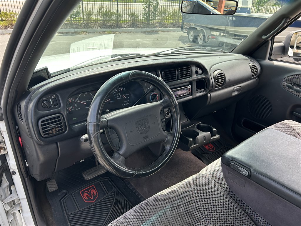 2000 Dodge RAM 3500 - $12,900