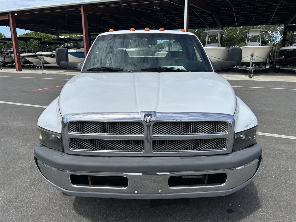 2000 Dodge RAM 3500 - $12,900