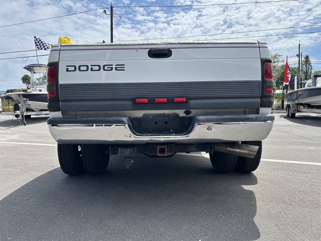 2000 Dodge RAM 3500 - $12,900