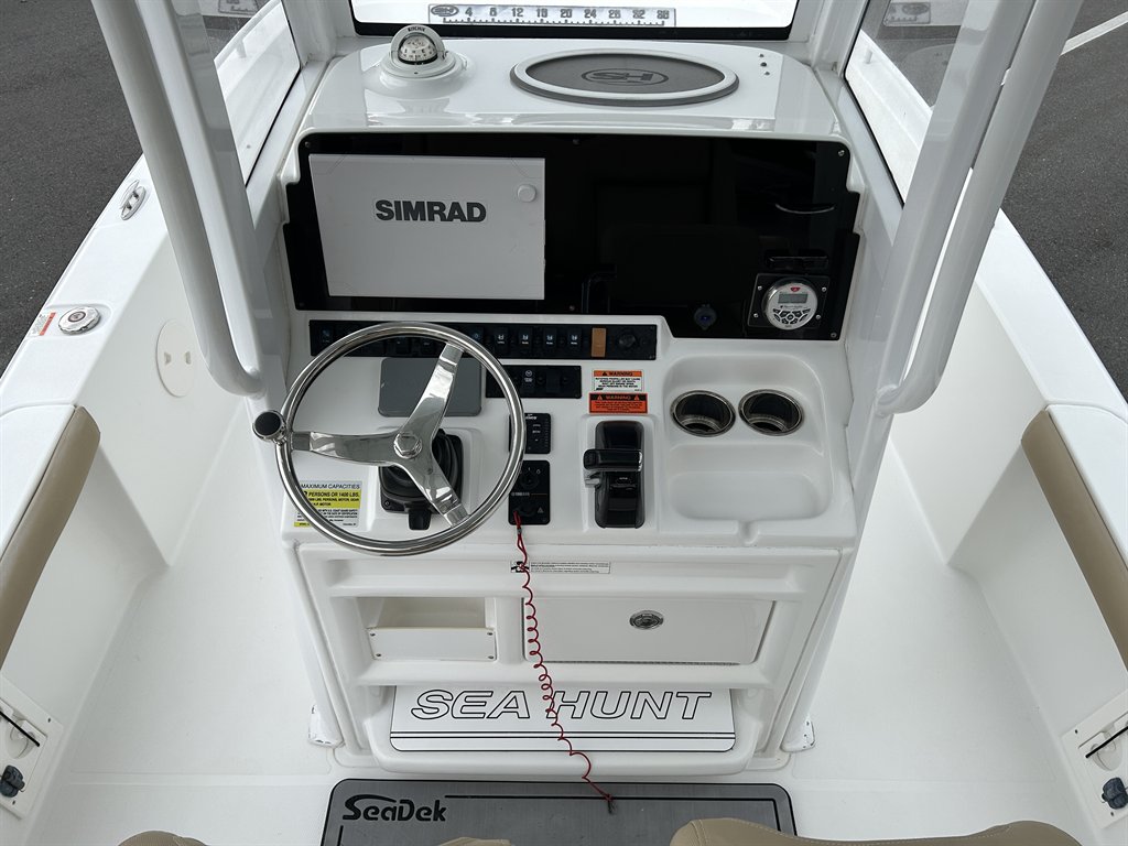 2018 SEA Hunt BX 25 FS - $79,900