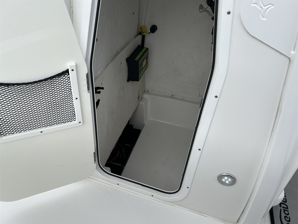 2018 SEA Hunt BX 25 FS - $79,900