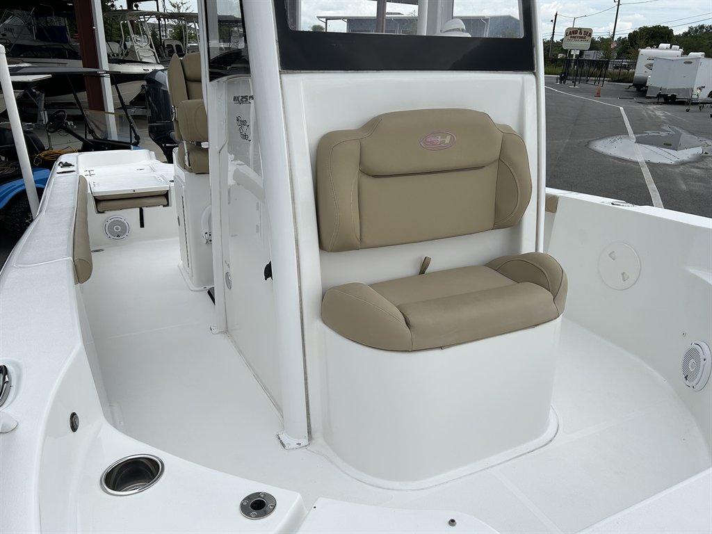 2018 SEA Hunt BX 25 FS - $79,900