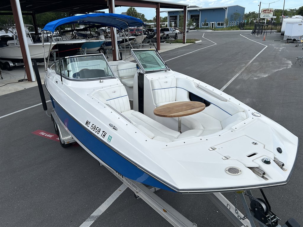 2008 Regal Fasdeck 2520 Bowrider - $25,900