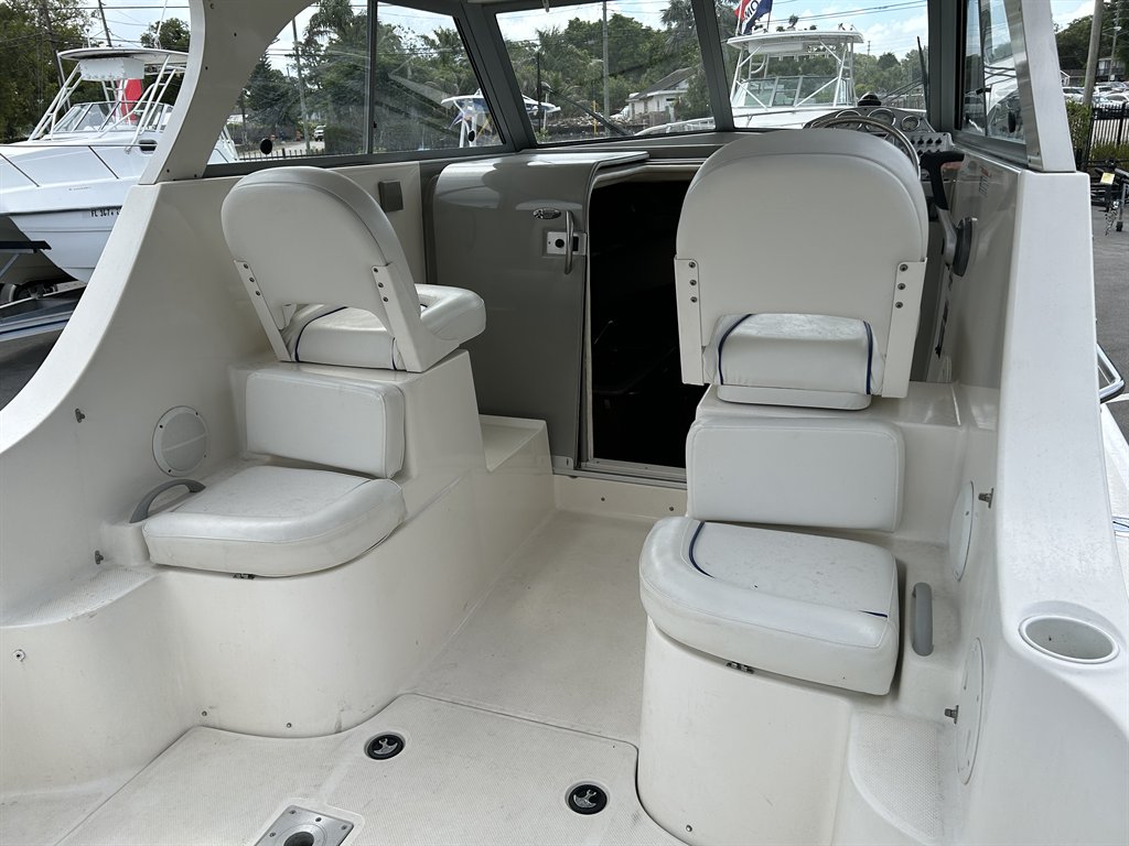 2007 Bayliner Discovery 246 - $24,900