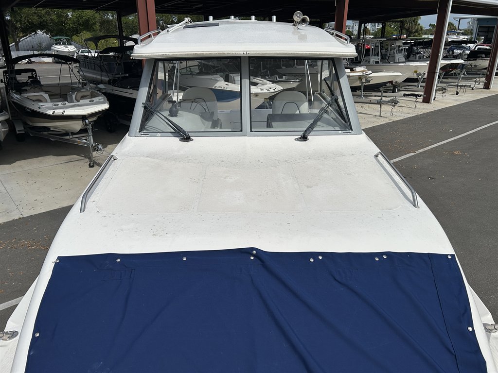 2007 Bayliner Discovery 246 - $24,900