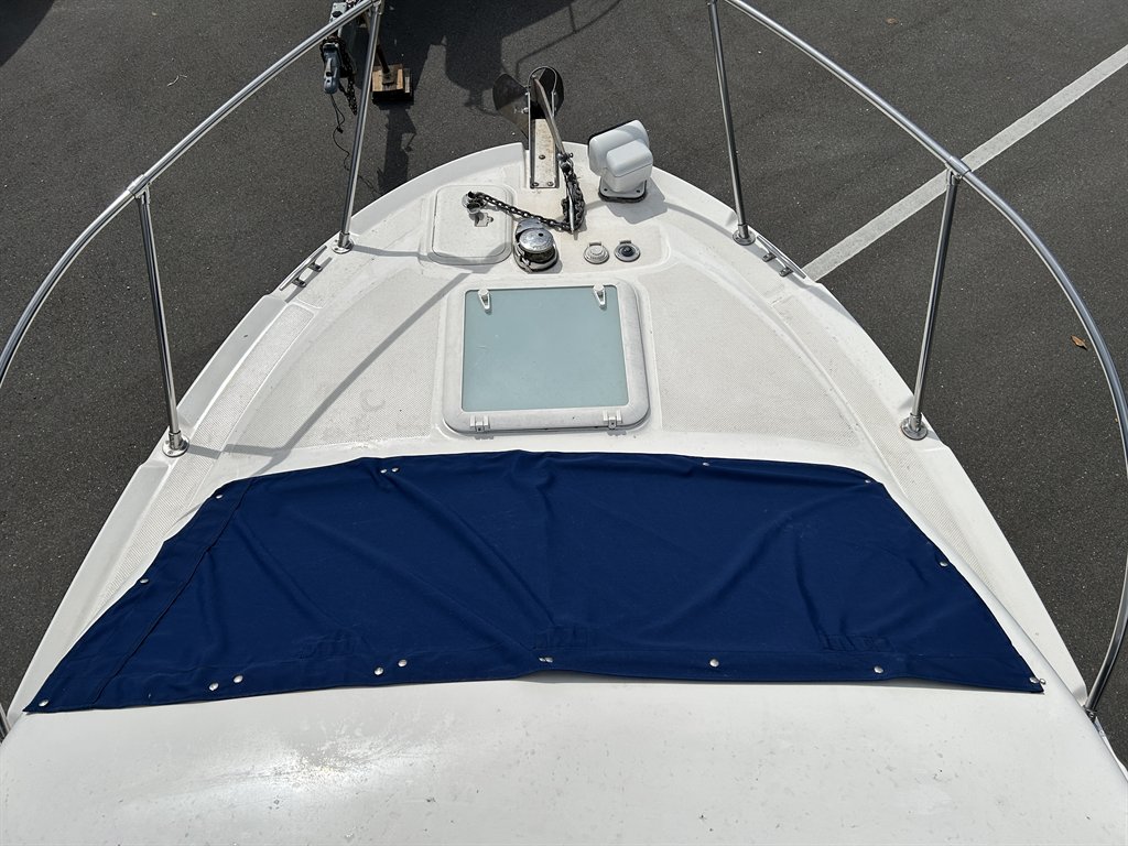 2007 Bayliner Discovery 246 - $24,900