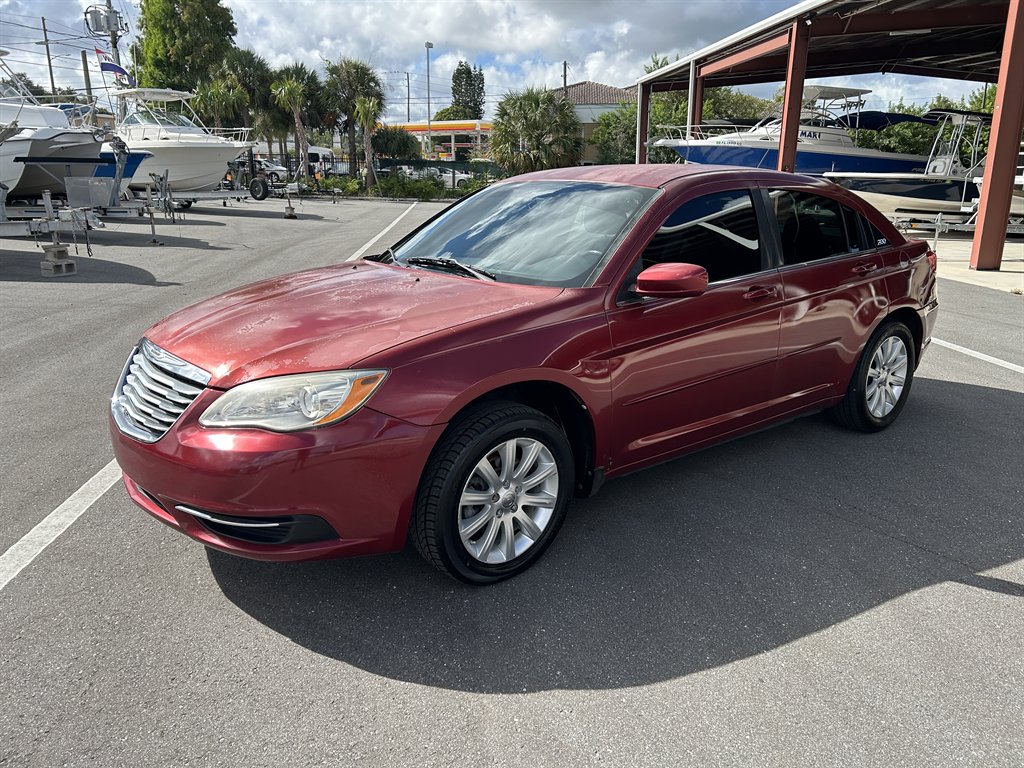 2013 Chrysler 200