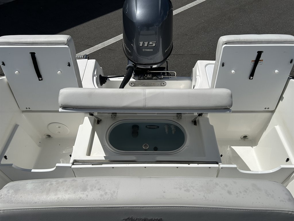 2019 HURRICANE COASTAL 19 - $28,900