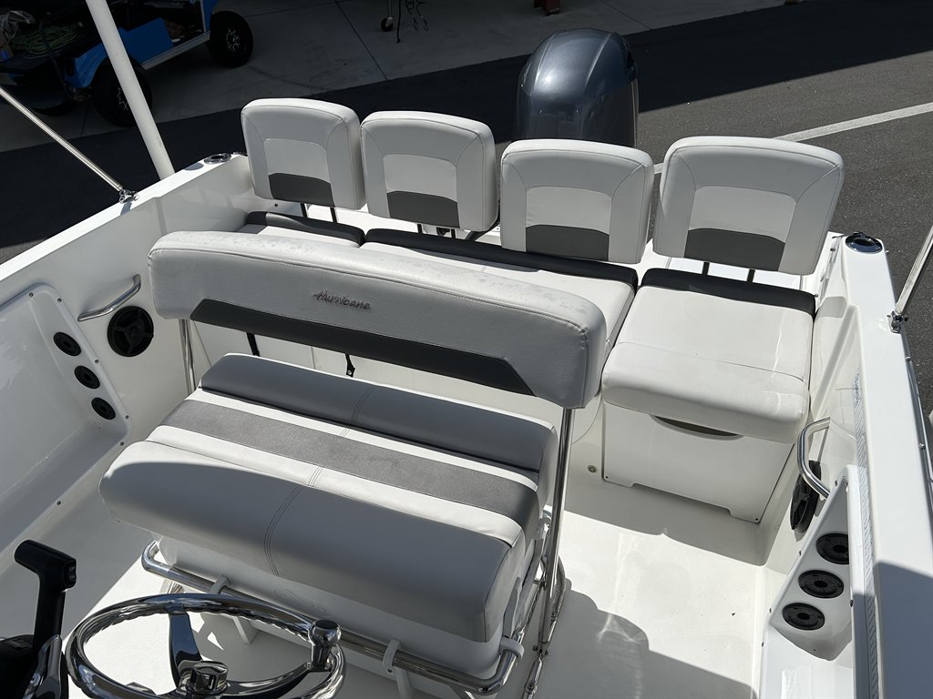 2019 HURRICANE COASTAL 19 - $28,900
