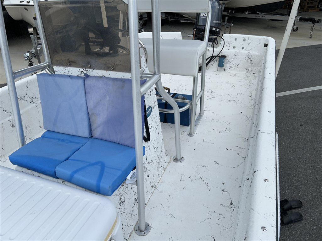 1999 CAROLINA SKIFF 24 - $16,900