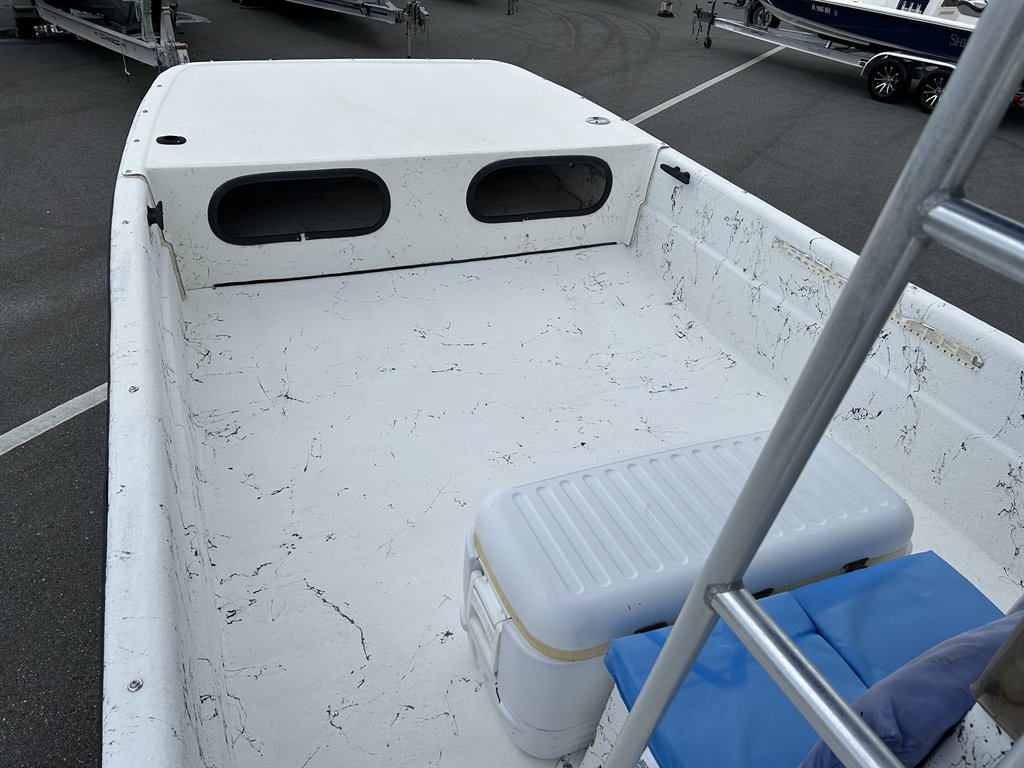 1999 CAROLINA SKIFF 24 - $16,900
