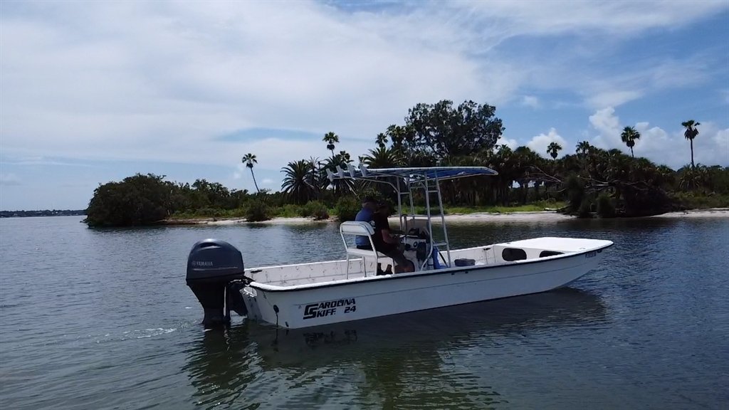 1999 CAROLINA SKIFF 24 - $16,900