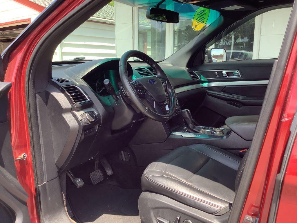 2016 Ford Explorer