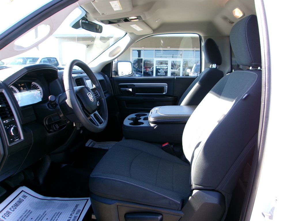 2023 RAM 1500 DS Tradesman photo