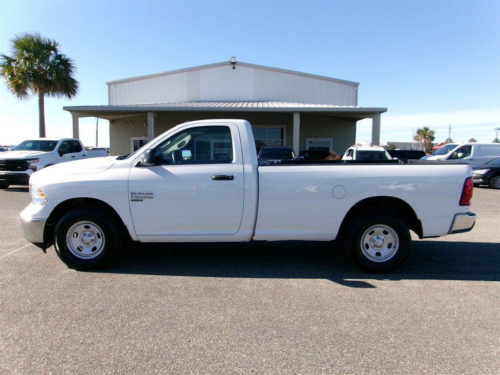 2023 RAM 1500 DS Tradesman photo
