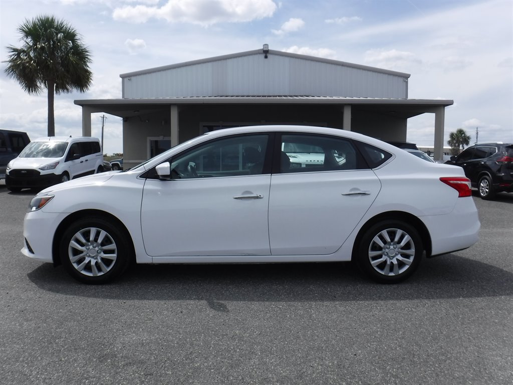 2018 Nissan Sentra SV photo
