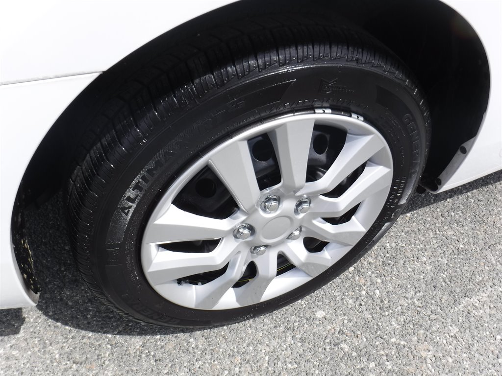 2018 Nissan Sentra SV photo