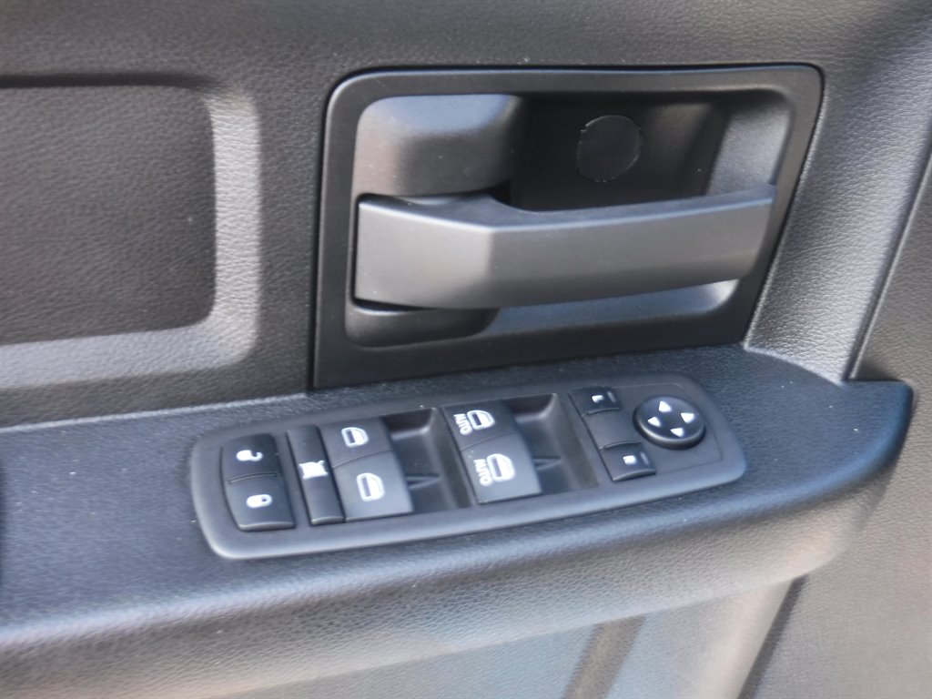 2023 RAM 1500 DS Tradesman photo