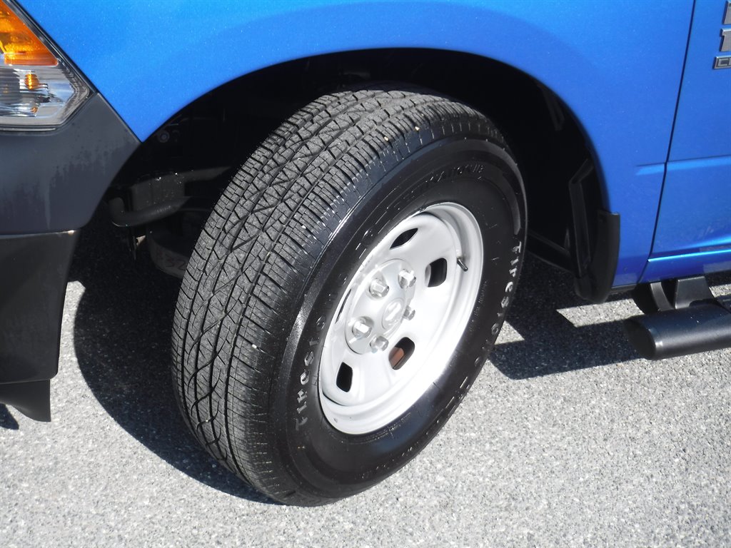 2023 RAM 1500 DS Tradesman photo