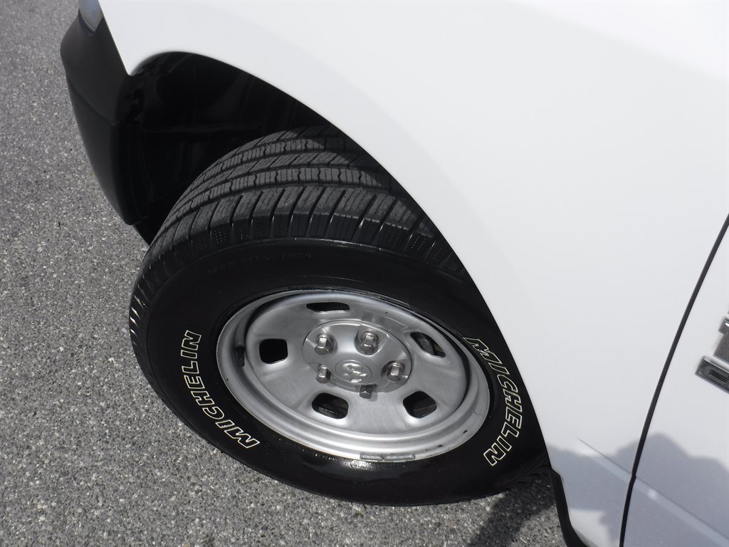 2020 RAM 1500 DS Tradesman photo
