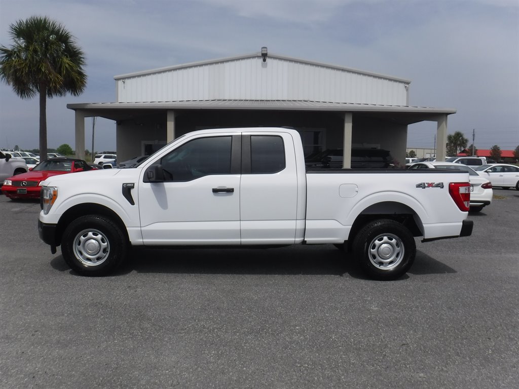 2022 Ford F150 XL 4x4 TOW Package photo