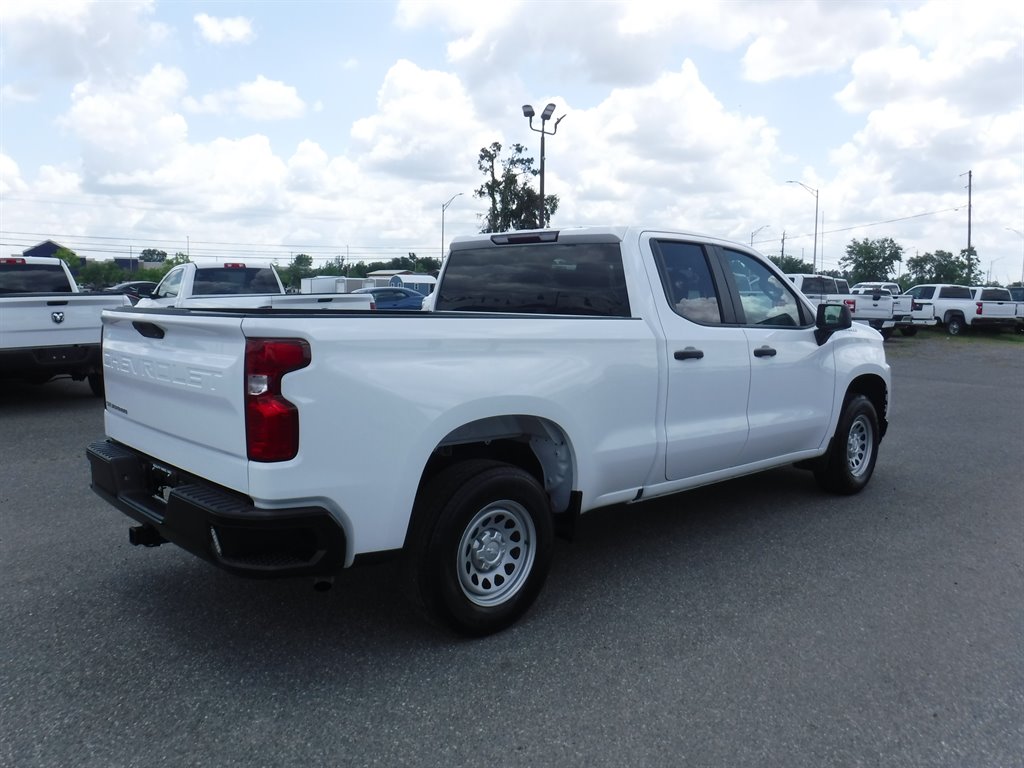 2021 Chevrolet Silverado 1500 Short BED photo