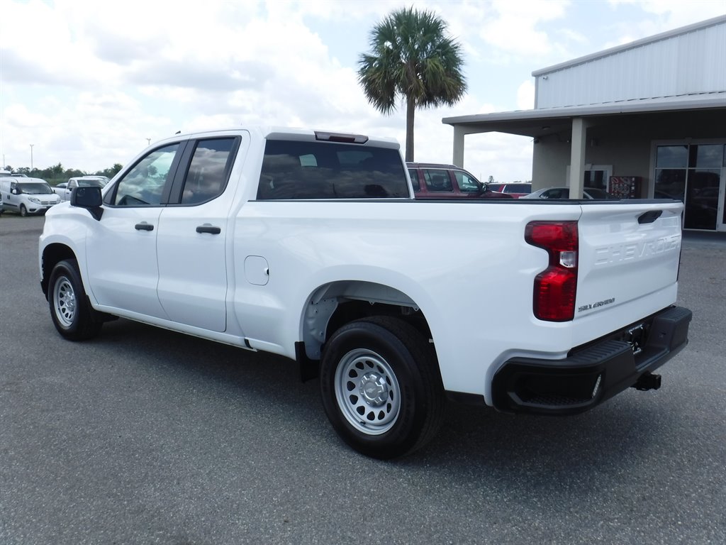 2021 Chevrolet Silverado 1500 Short BED photo
