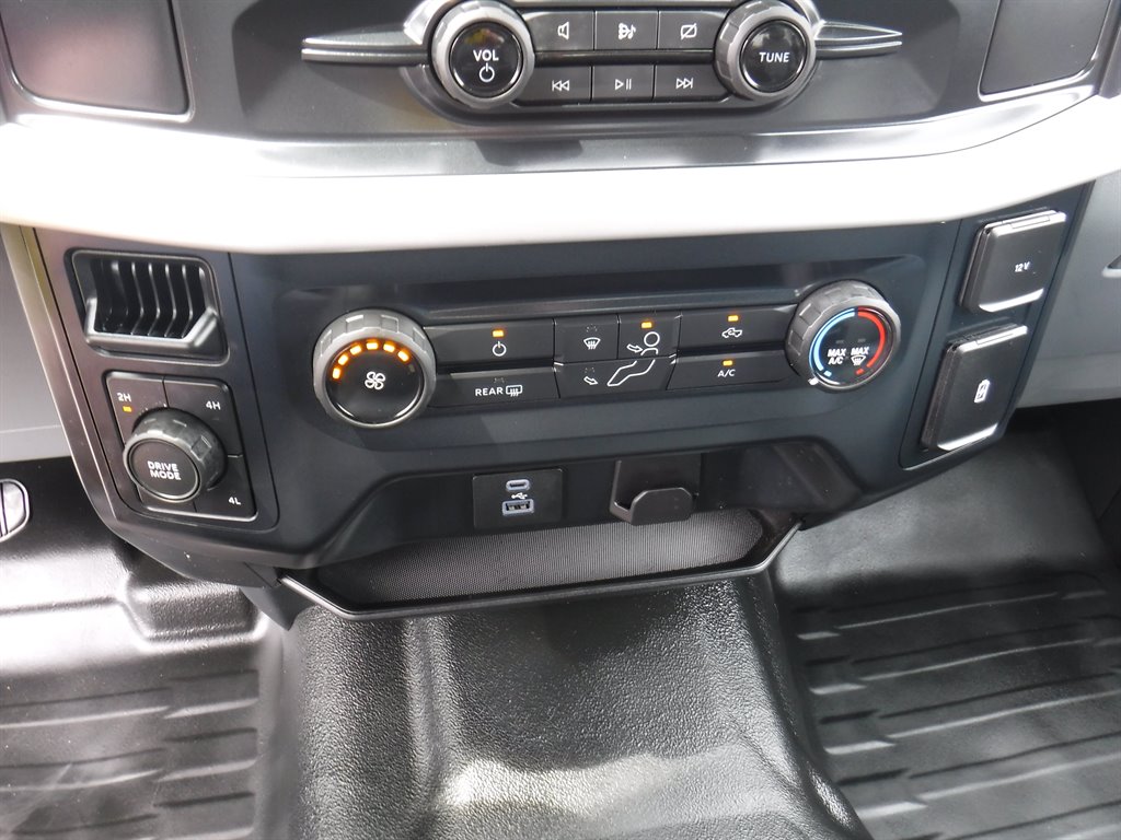 2022 Ford F150 Crew 4x4 With TOW photo