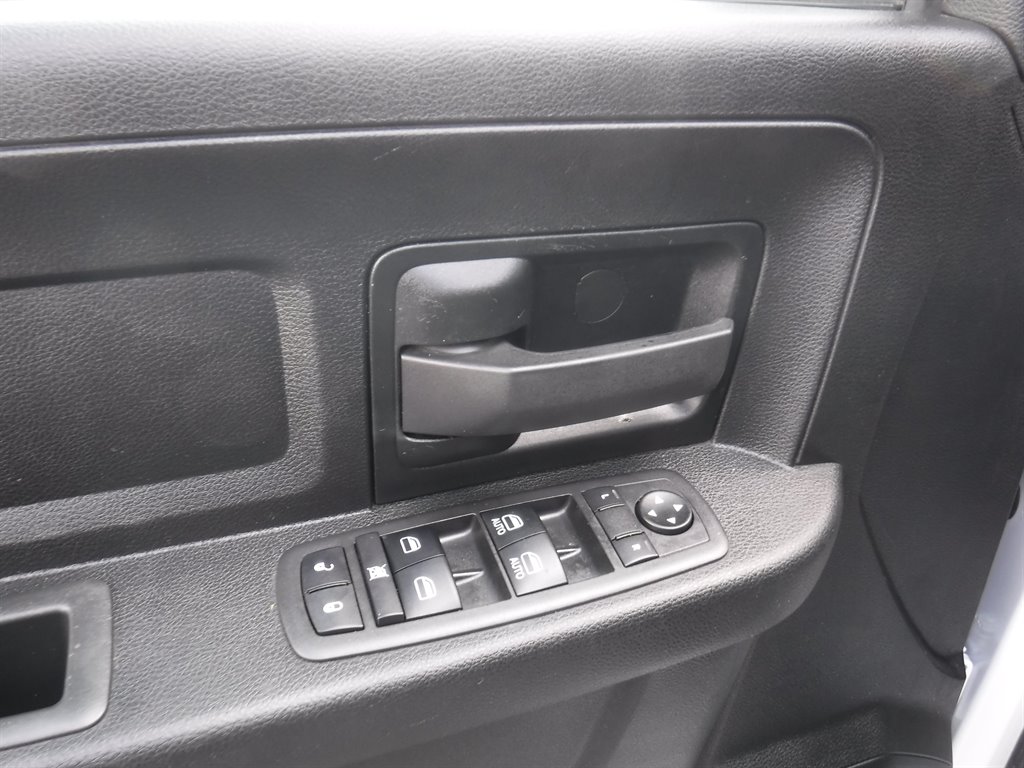 2022 RAM 1500 DS Short BED 4x4 photo