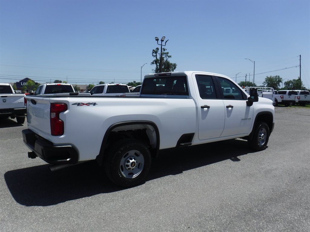 2020 Chevrolet Silverado 2500 4x4 Double CAB photo