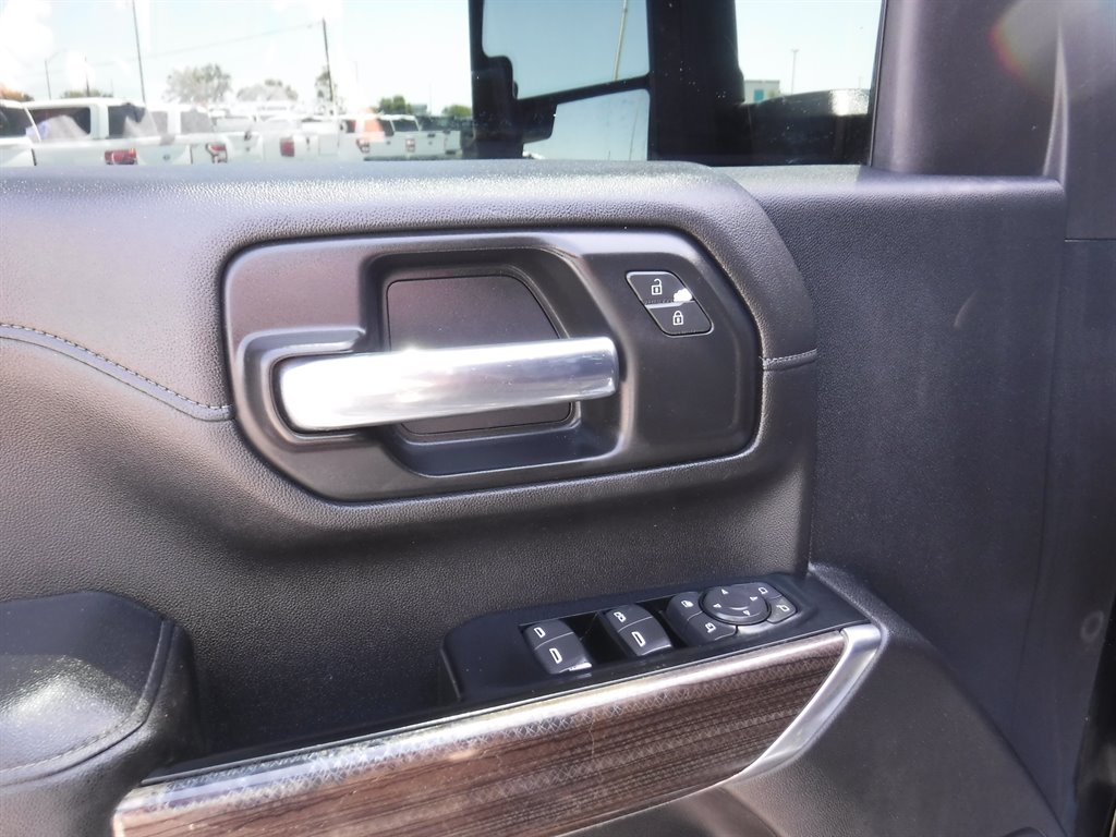 2020 Chevrolet Silverado 3500 Diesel 4x4 LT Z-71 photo