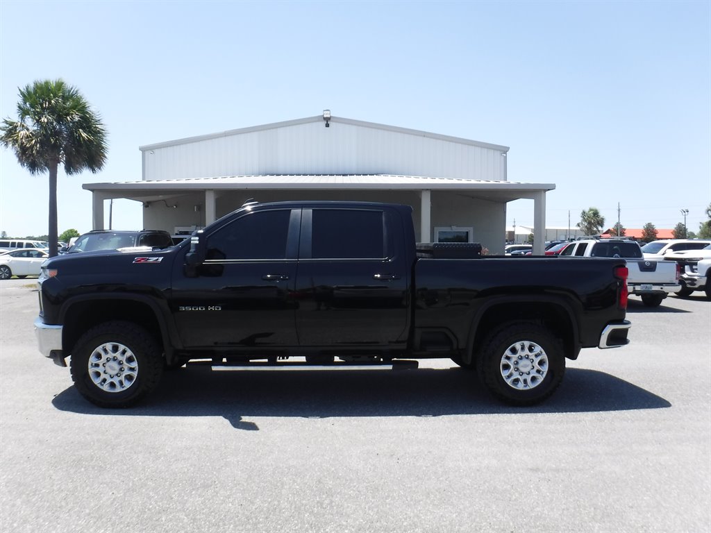 2020 Chevrolet Silverado 3500 Diesel 4x4 LT Z-71 photo