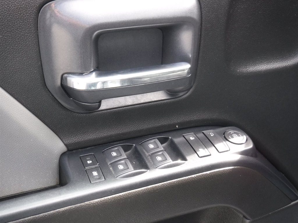 2019 Chevrolet Silverado 2500 Utility With Racks photo