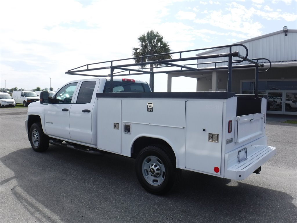 2019 Chevrolet Silverado 2500 Utility With Racks photo