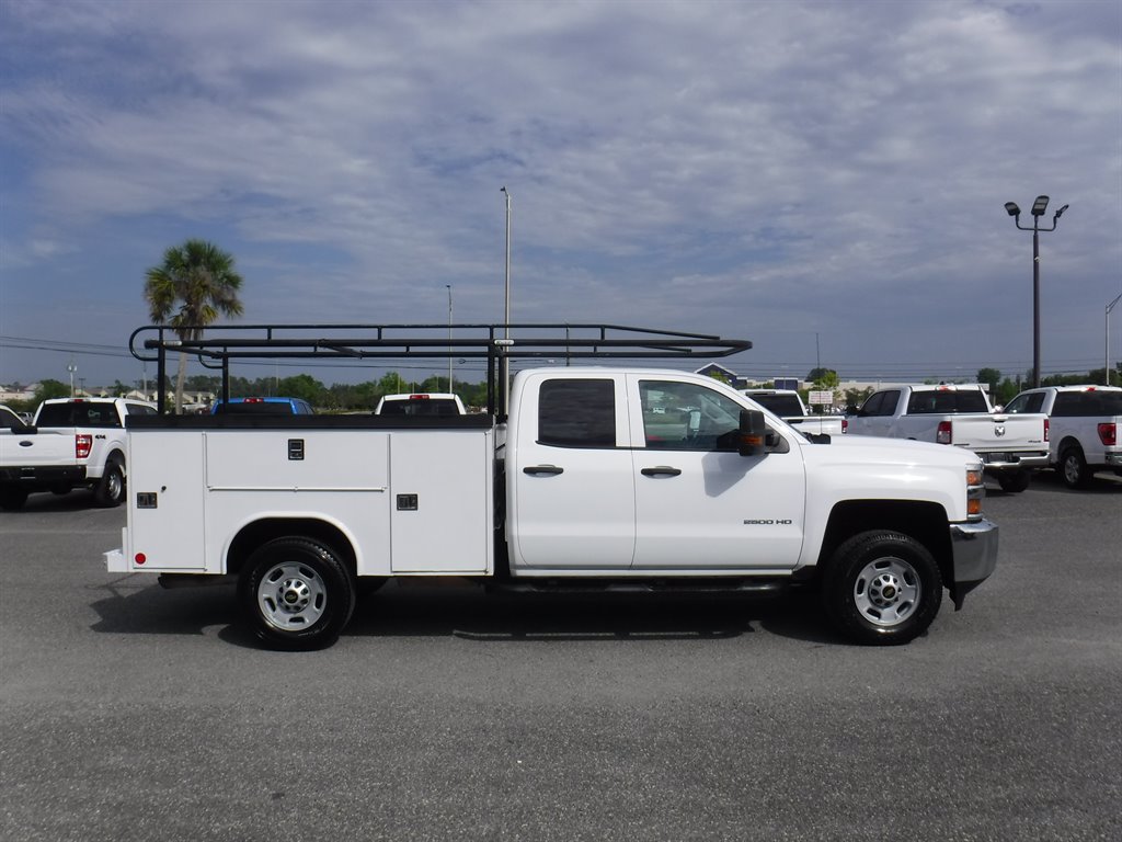 2019 Chevrolet Silverado 2500 Utility With Racks photo