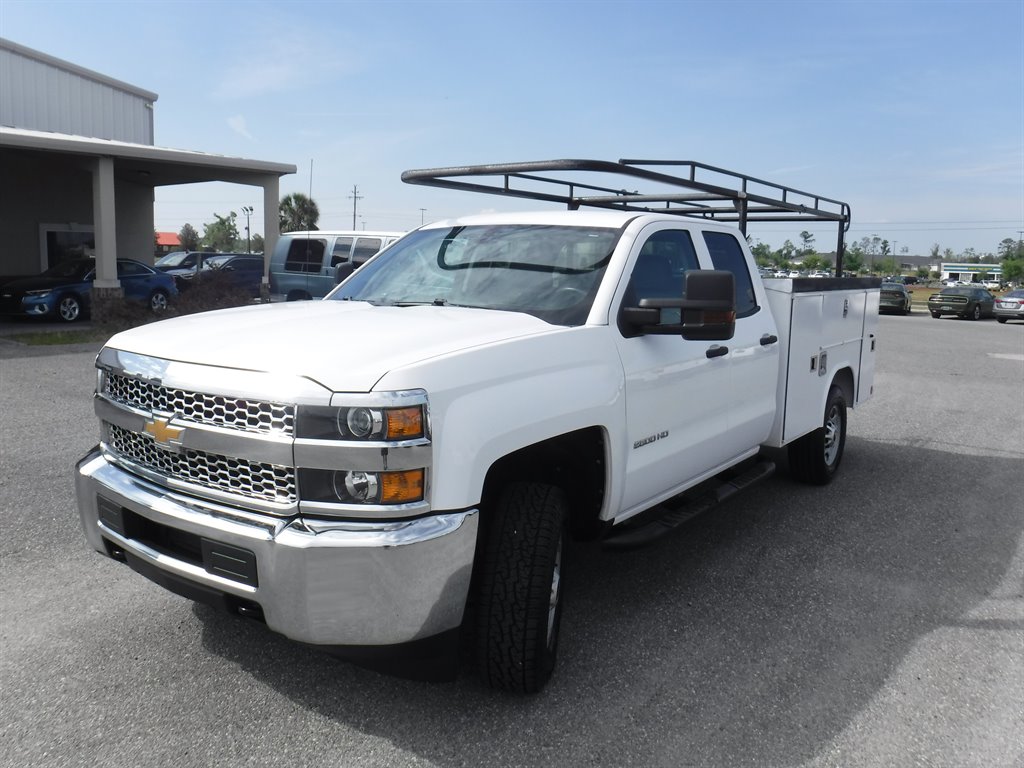2019 Chevrolet Silverado 2500 Utility With Racks photo