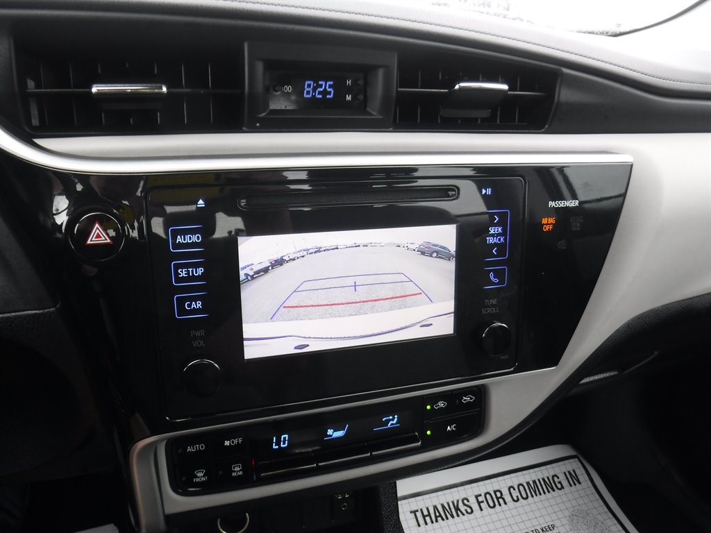 2017 Toyota Corolla LE photo