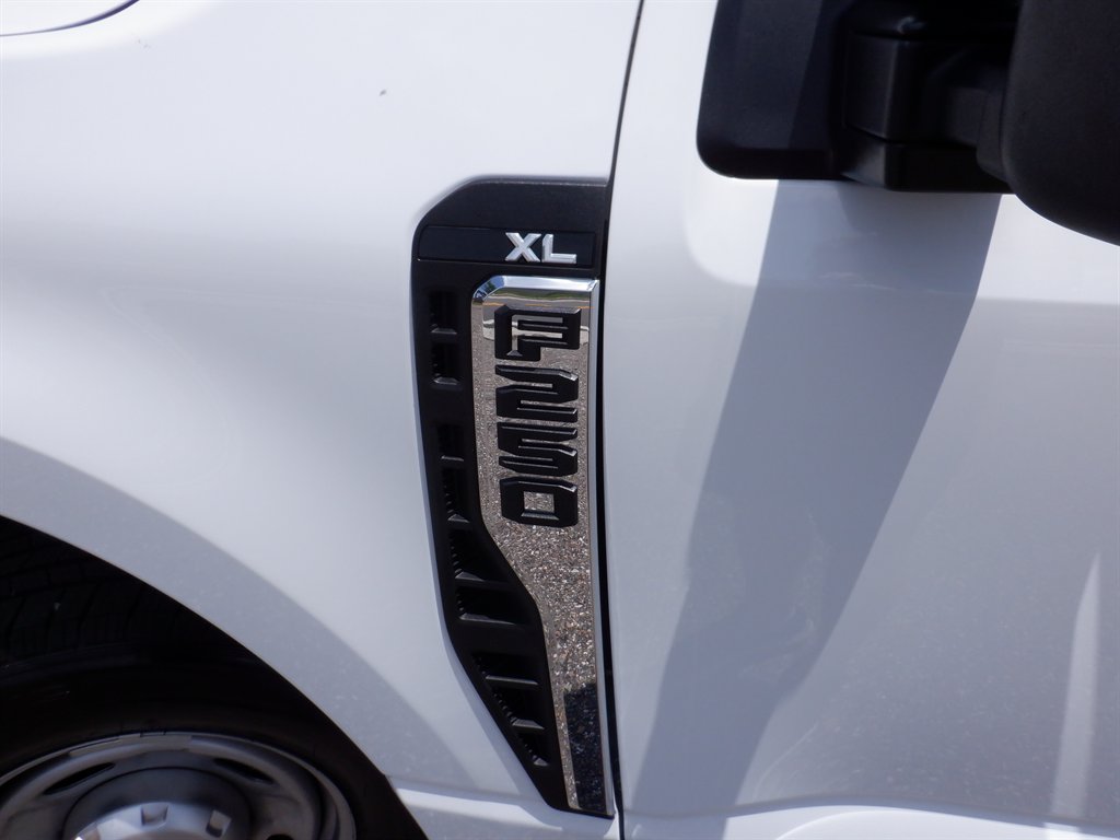2024 Ford F250sd XL Racks AND Boxes photo