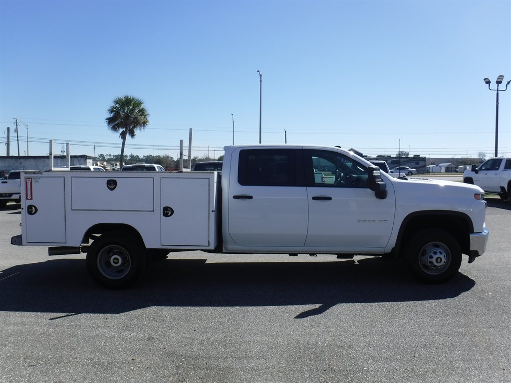 2021 Chevrolet Silverado - $28,995