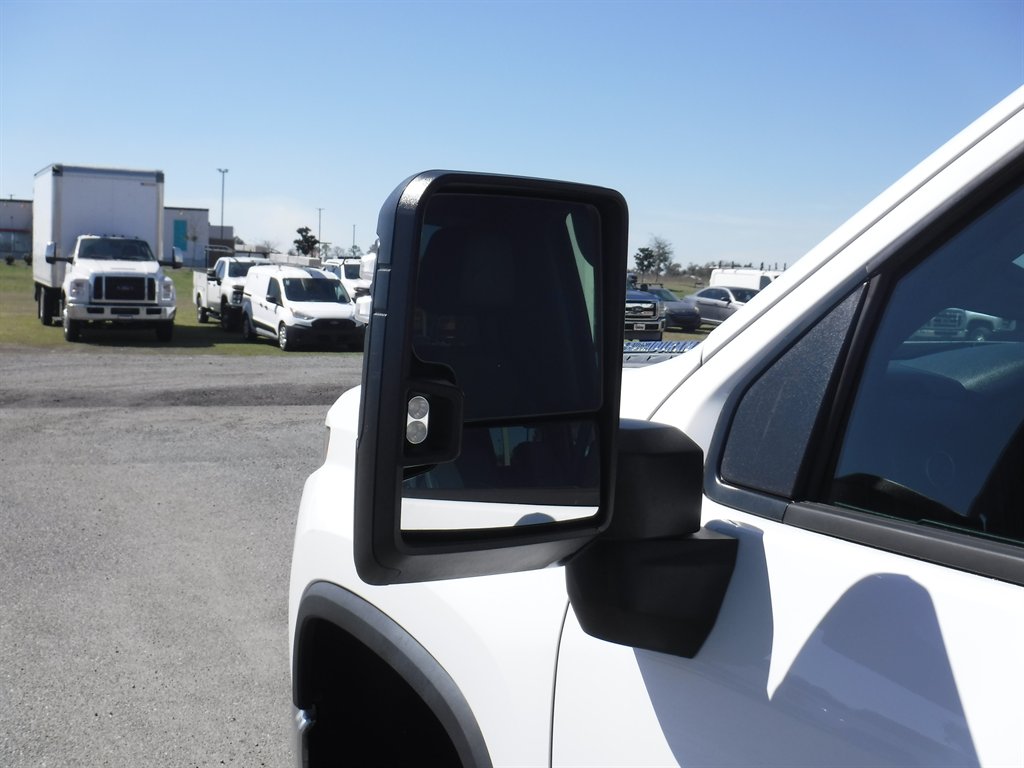 2021 Chevrolet Silverado - $28,995