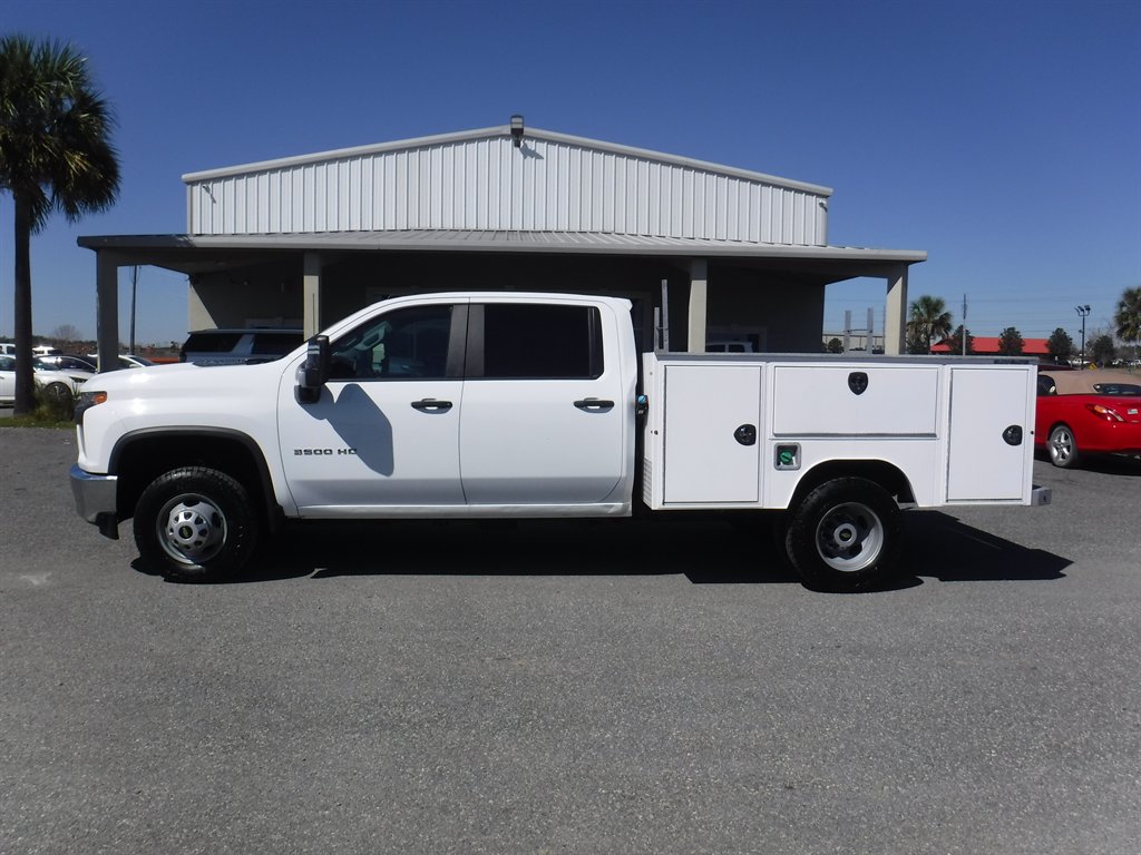 2021 Chevrolet Silverado - $28,995