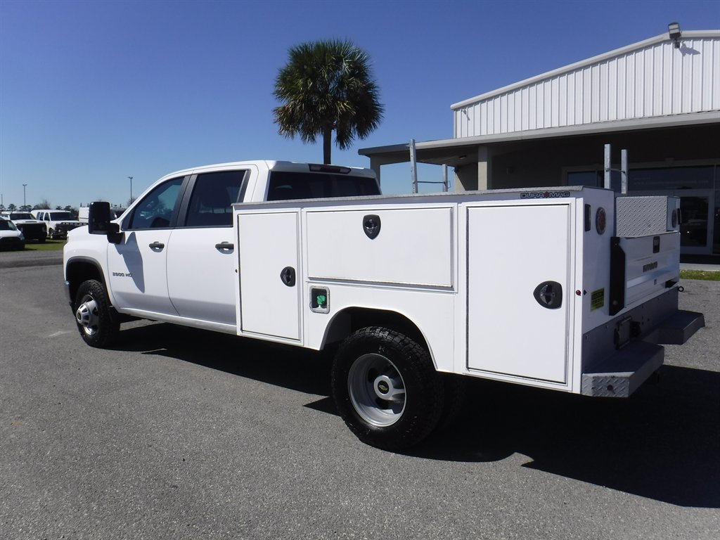 2021 Chevrolet Silverado - $28,995